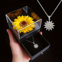 Porta Joias de Girassol com Colar Personalizado 18K