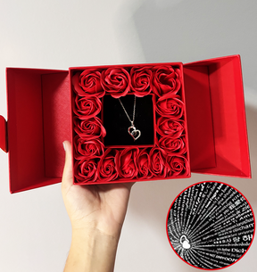 Caixa Rosas e colar 100 idiomas