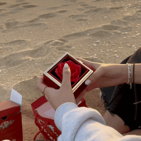 Caixa Rosa Eterna e Colar Personalizado Duogift