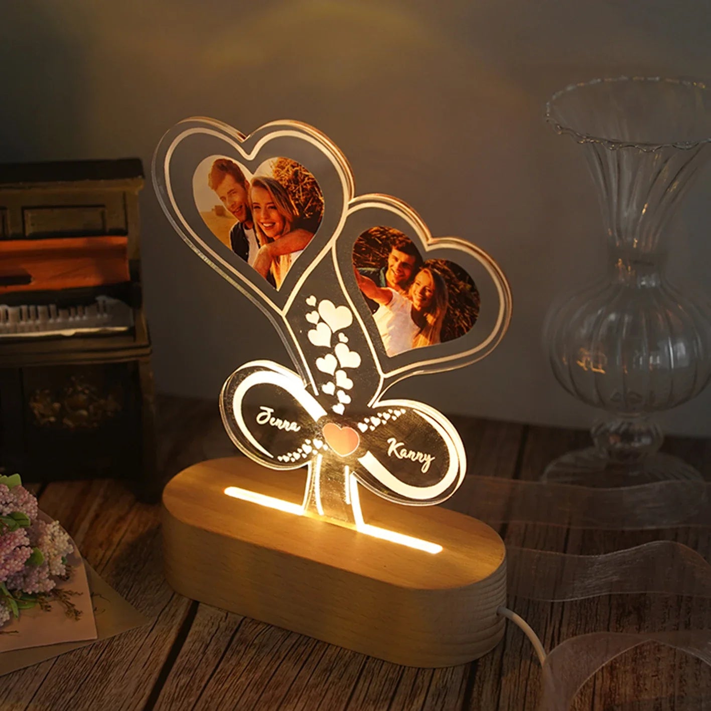 Lâmpada Amor Brilhante - Personalizado com Foto - Encanto