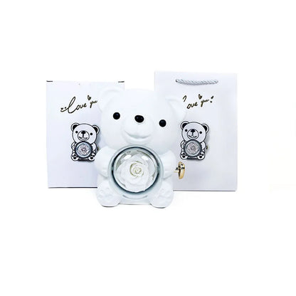 Urso Rotativo com Rosa Eterna & Colar Personalizado + Brinde Surpresa